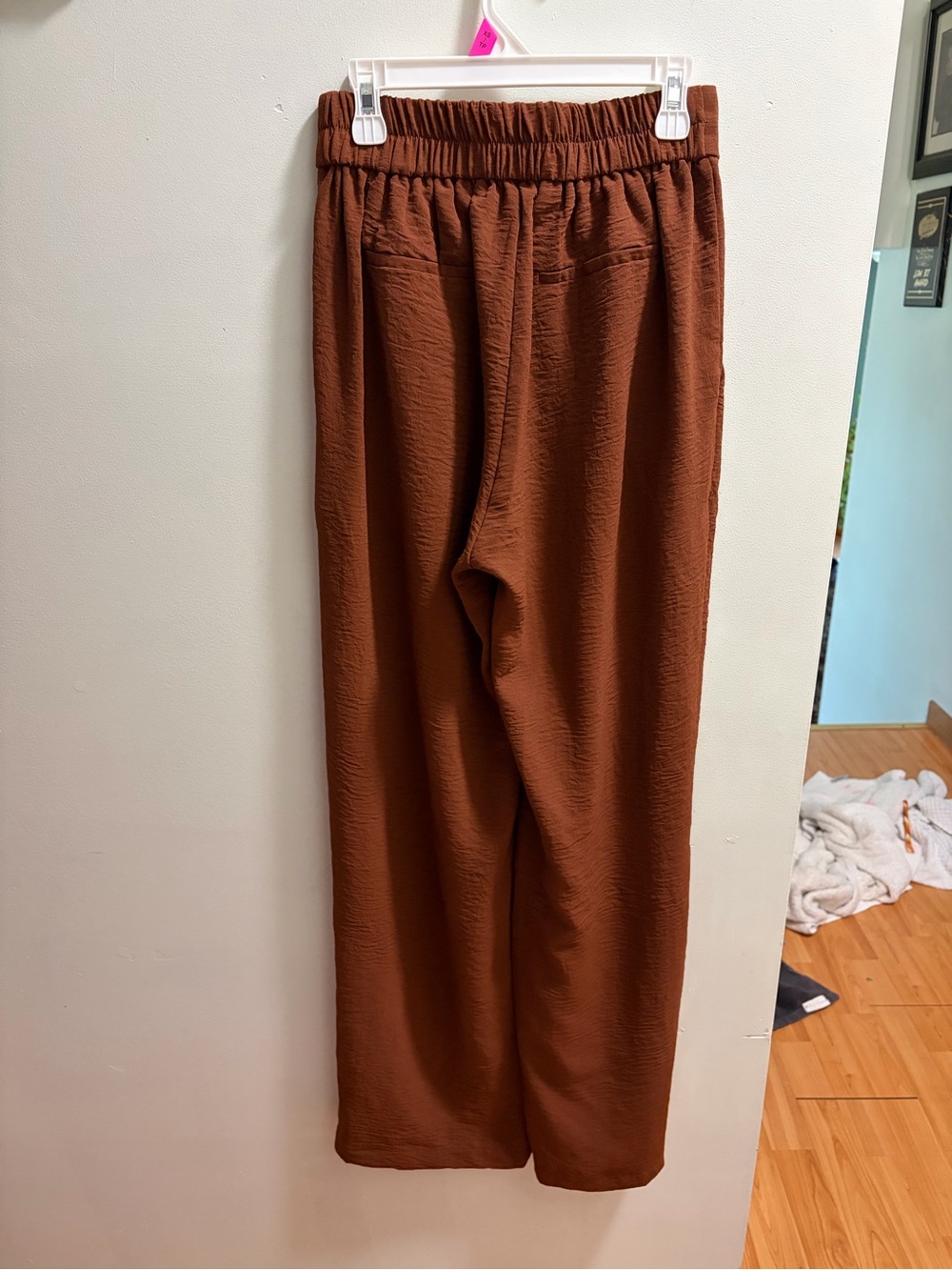 Rusty coloured matching dress pants and vest - Picture 4 of 4